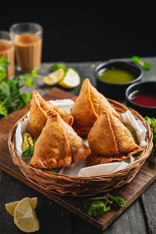 An Indian Classic: Onion Samosa - Hogr Blog