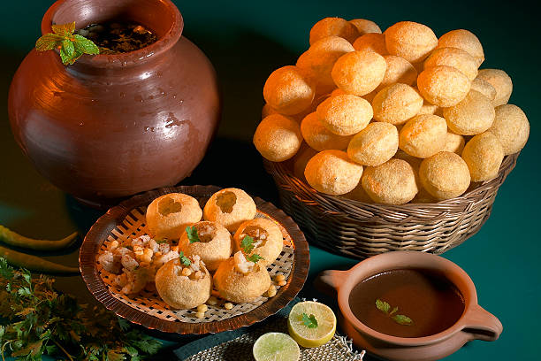 Dahi Puri vs. Pani Puri: Exploring the Differences and Similarities - A Tangy Tale of Indian Street Food Delights