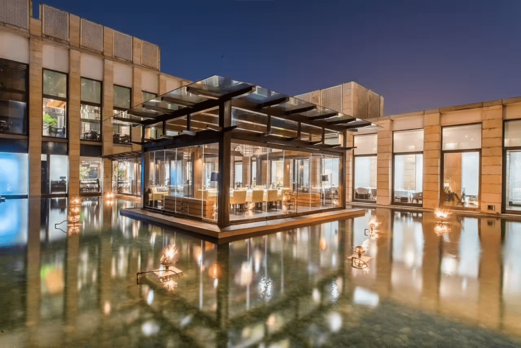 12 Exquisite Luxury Dining Experiences In India's High-End Restaurants ...